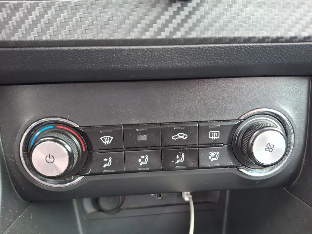 MG Mg Zs 1.5 Comfort 4x2 5mt 5p año 2019