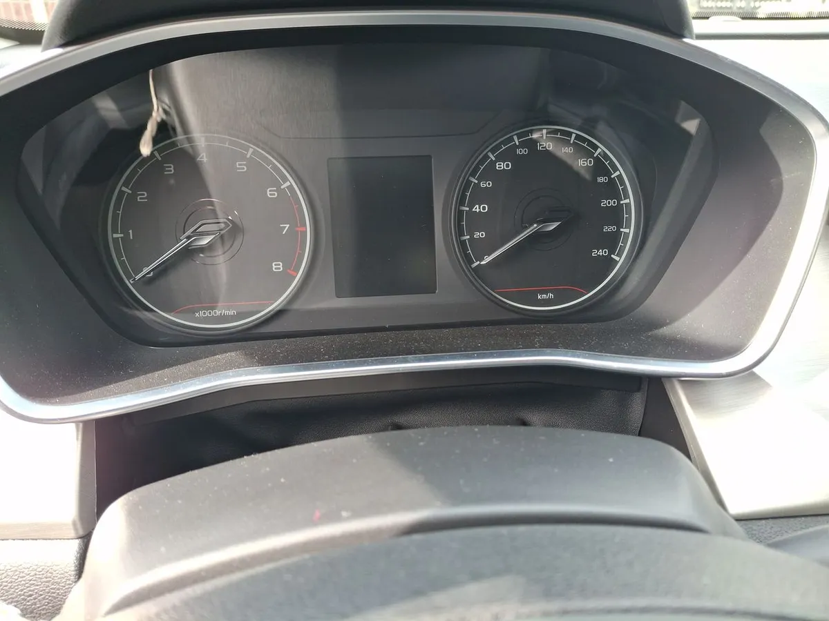 Geely Coolray Lite 1.5 Prime 2wd Cvt At 5p año 2026