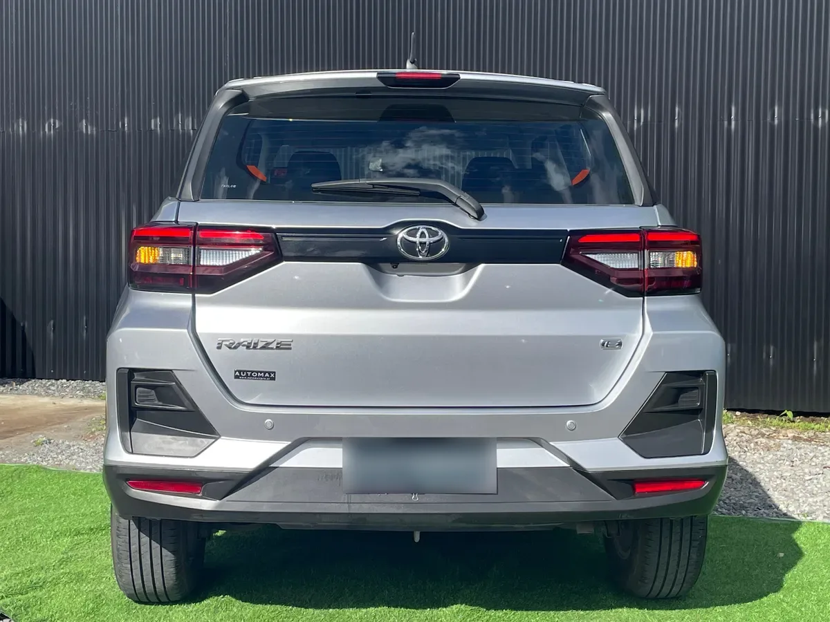 TOYOTA RAIZE 1.2 E Cvt At año 2025