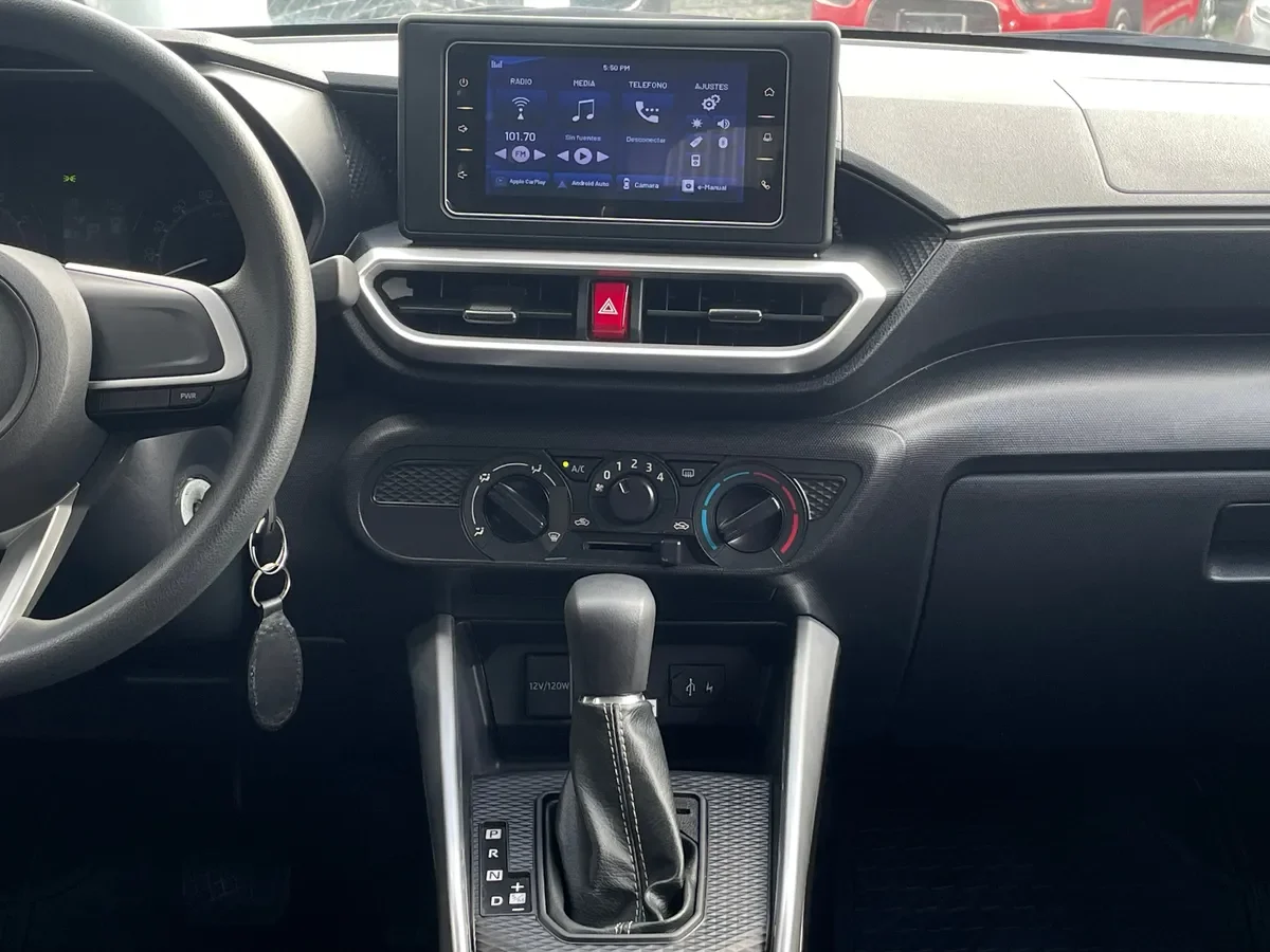 TOYOTA RAIZE 1.2 E Cvt At año 2025
