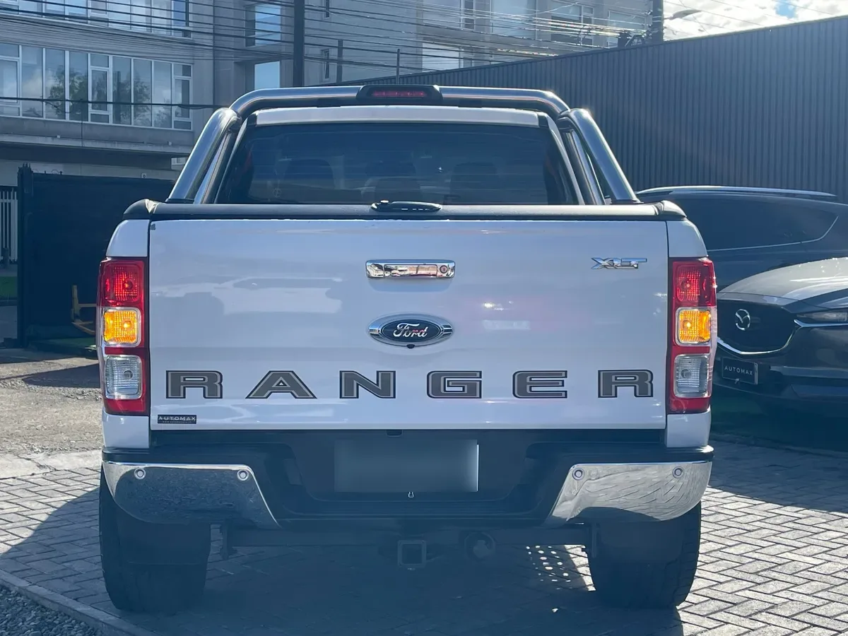 FORD RANGER 3.2 Dsl Xlt At 4x4 Diesel año 2022