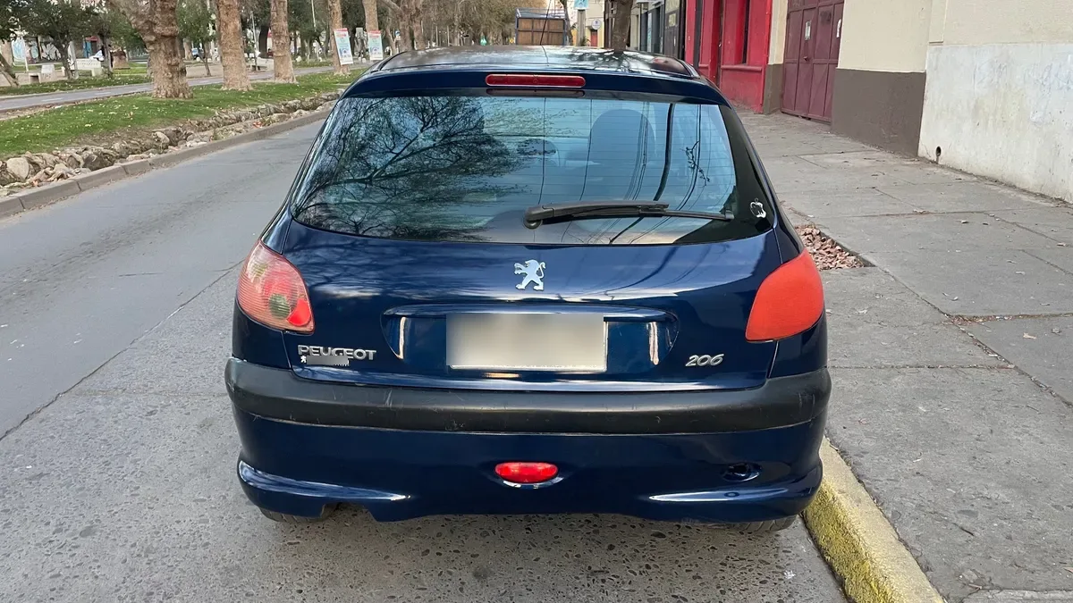 PEUGEOT 206 1.6 X-Design 5p Mt año 2005