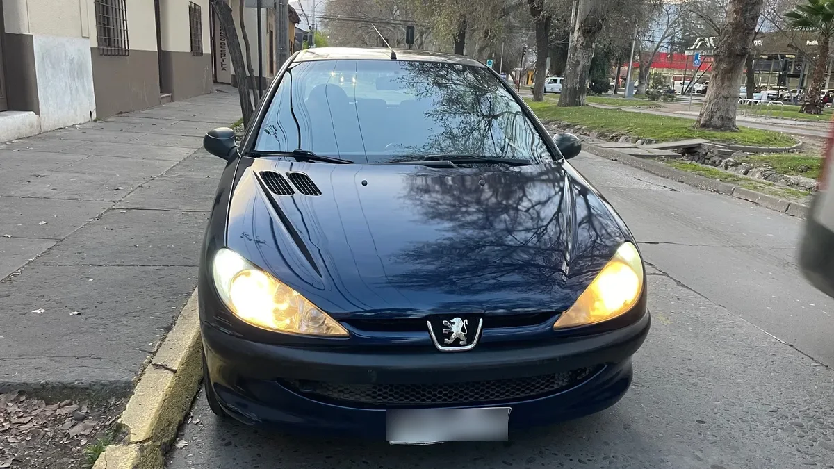 PEUGEOT 206 1.6 X-Design 5p Mt año 2005