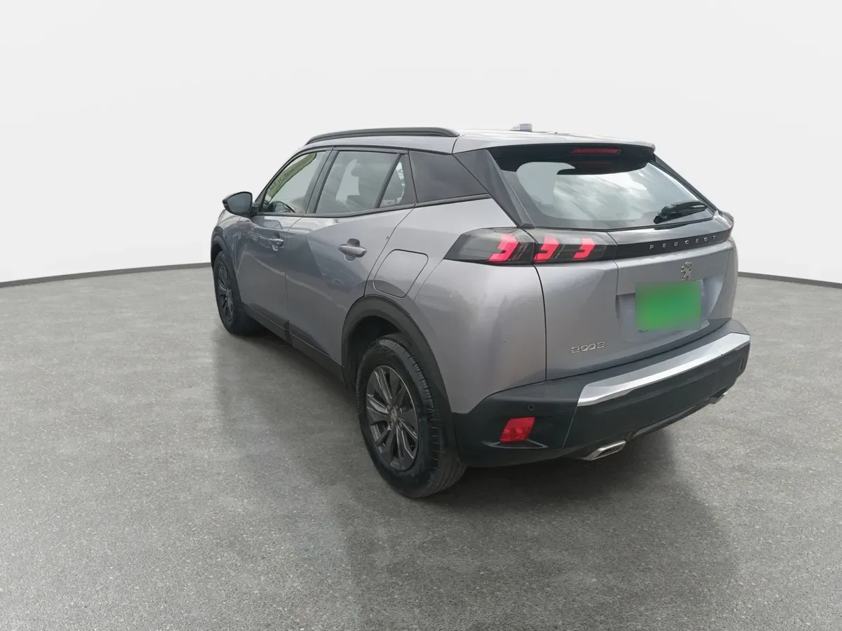 Peugeot 2008 1.2 Active Puretech 130 4x2 Mt 5p año 2022