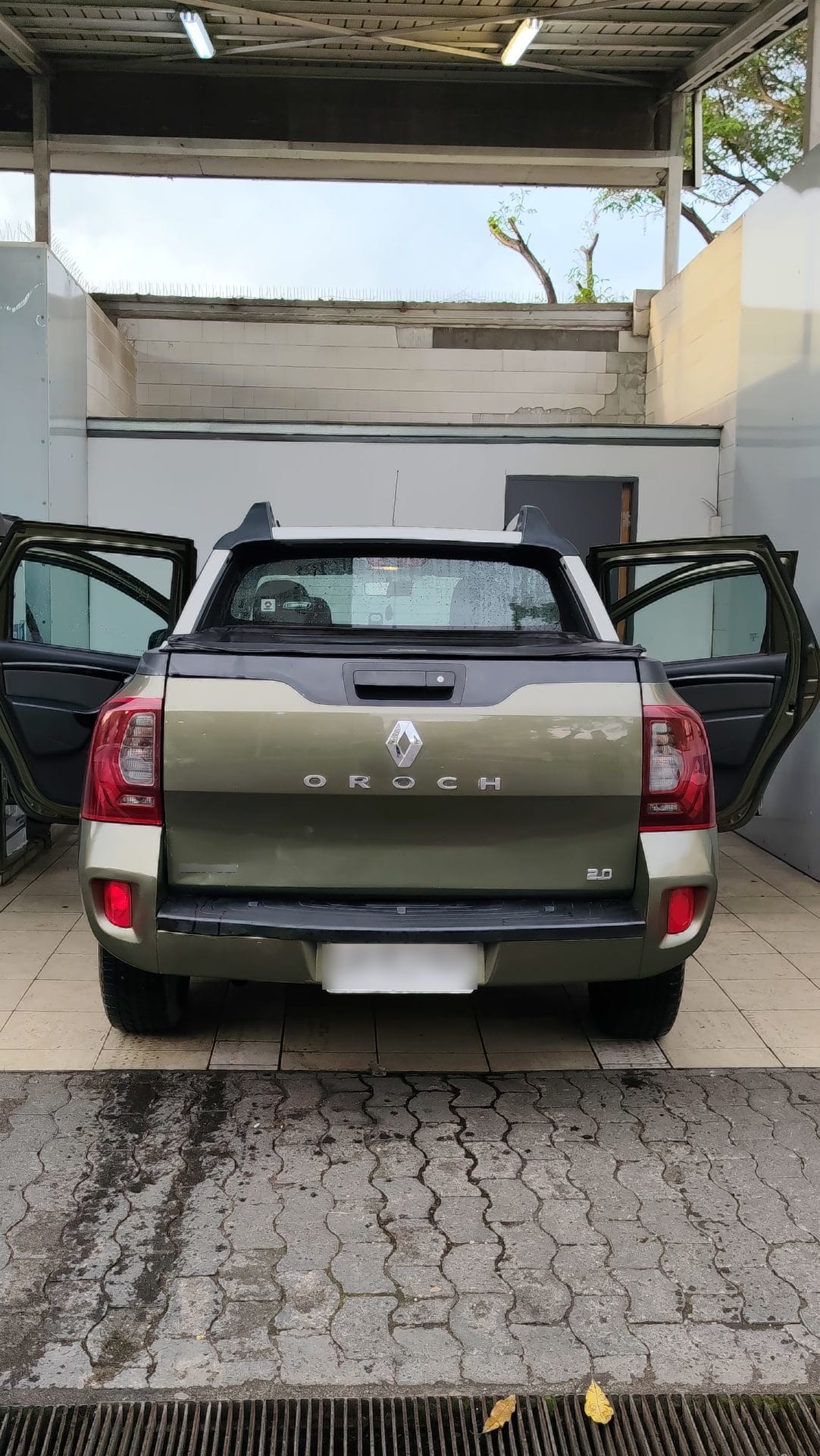 RENAULT OROCH 2.0 Intens Cd Mt año 2019