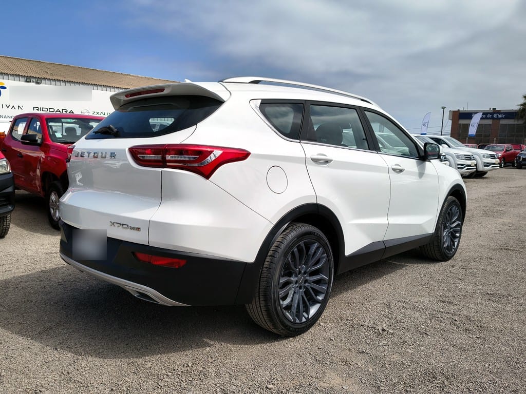 Jetour X70 1.5t Gl 4x2 año 2024