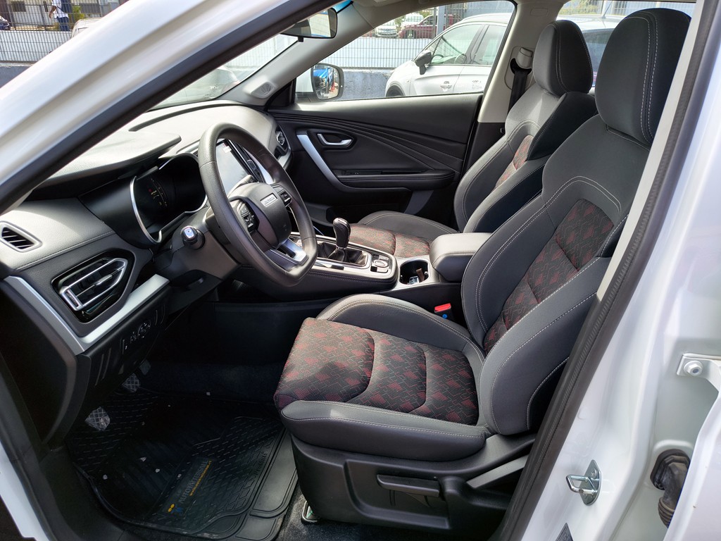 Jetour X70 1.5t Gl 4x2 año 2024