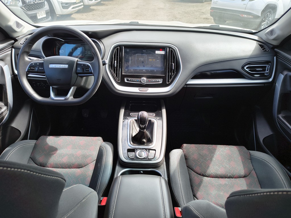 Jetour X70 1.5t Gl 4x2 año 2024