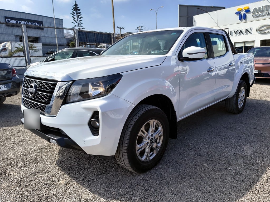 Nissan Navara 2.3 Diesel 4x2 T/m año 2024