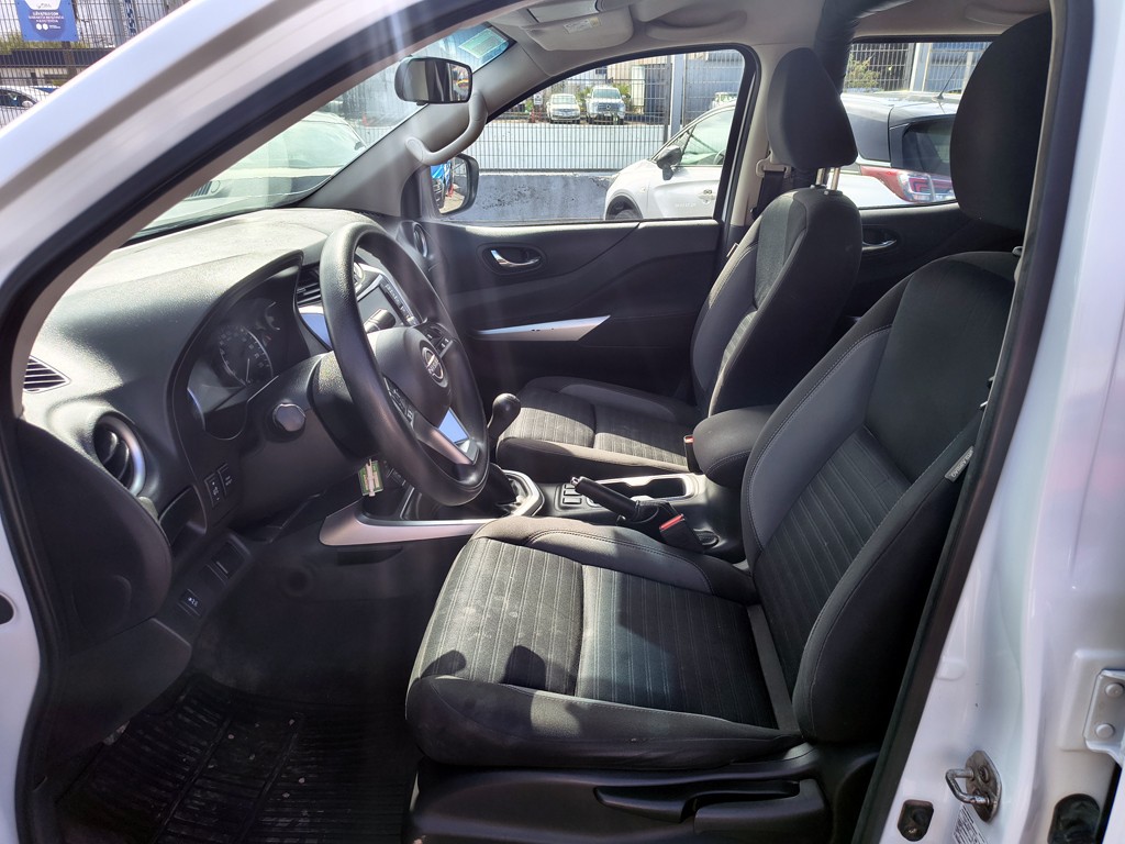Nissan Navara 2.3 Diesel 4x2 T/m año 2024