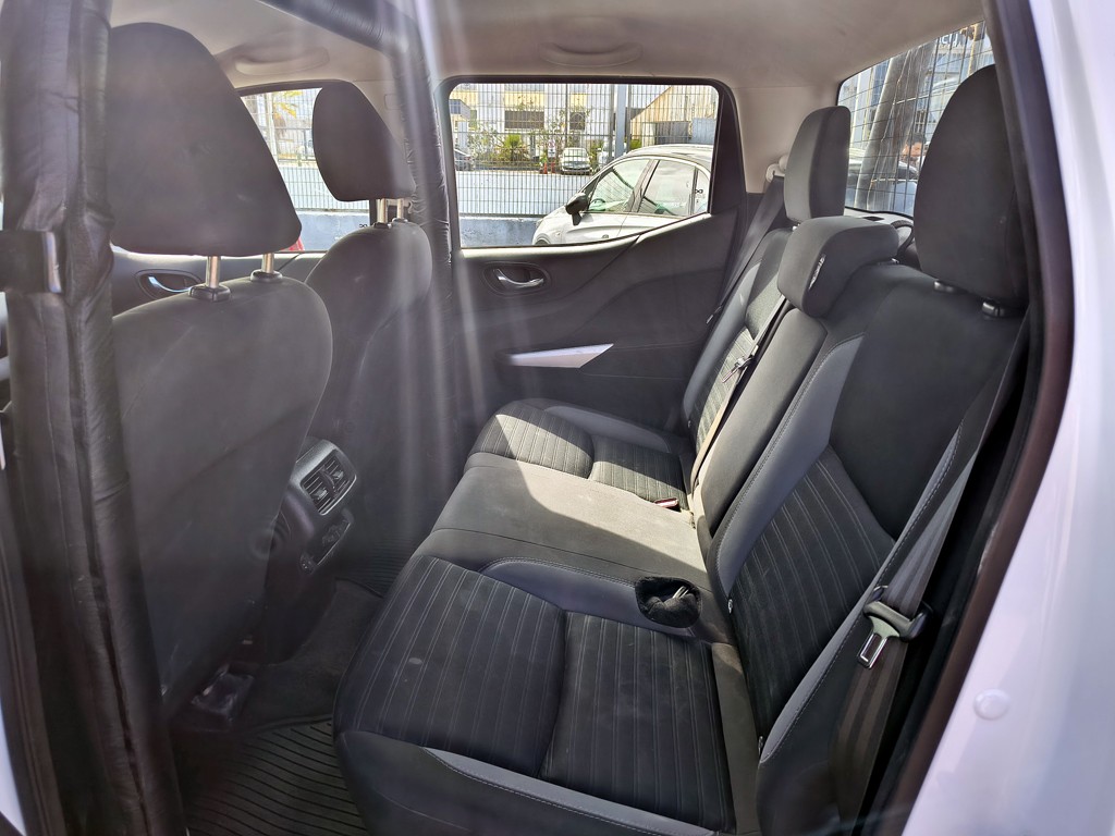 Nissan Navara 2.3 Diesel 4x2 T/m año 2024