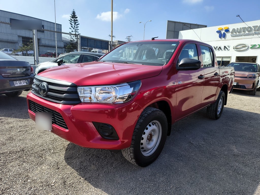 Toyota Hilux Dx Tss 2.4 Diesel 4x2 T/m año 2023