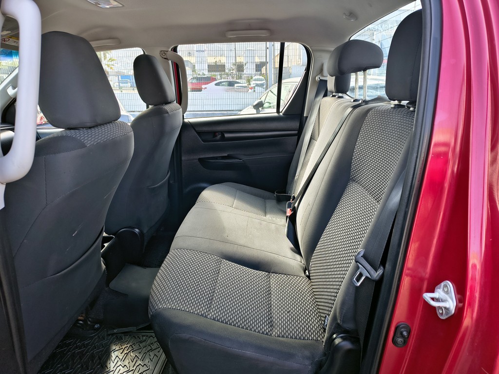 Toyota Hilux Dx Tss 2.4 Diesel 4x2 T/m año 2023