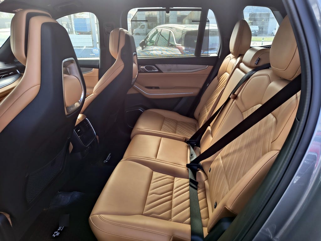 Lynk&Co 09 09 Halo Hibrido 4x4 T/a año 2027