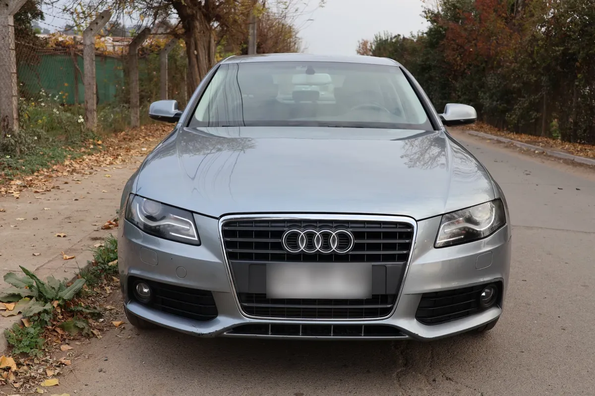 AUDI A4 1.8 Tfsi Multitronic 120 Hp At año 2012