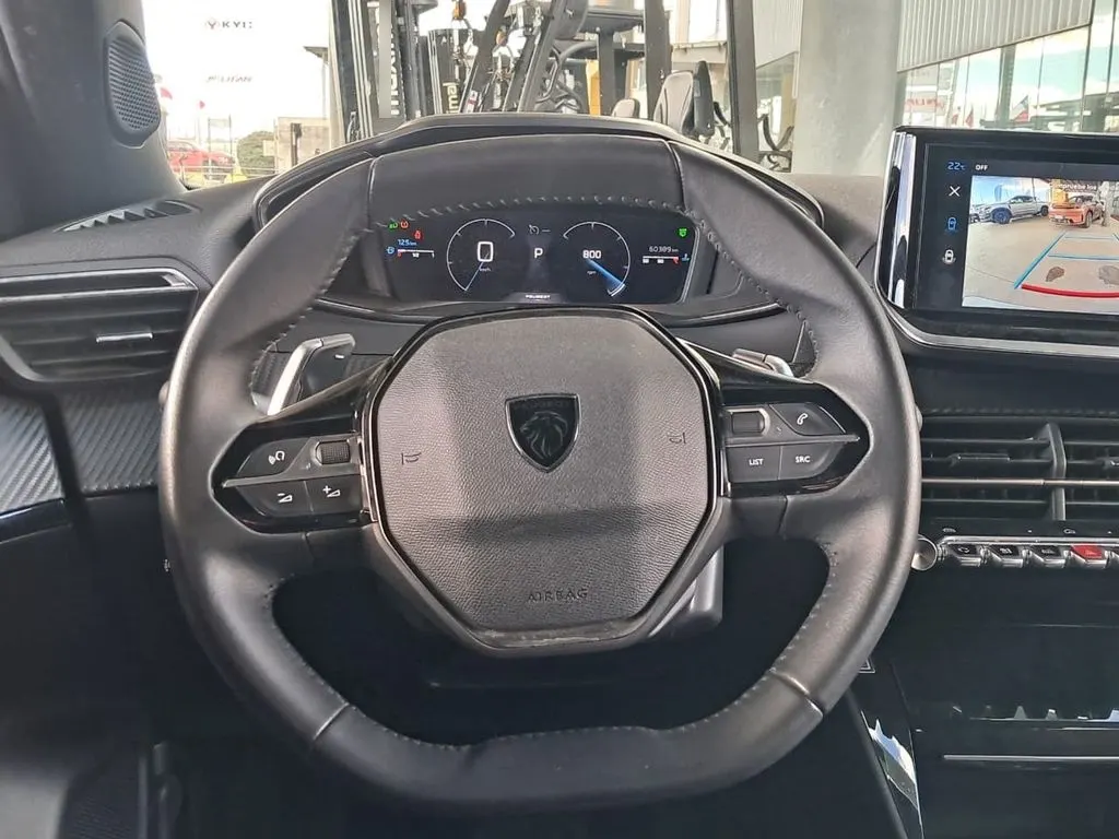 Peugeot 2008 1.5 Allure At Diesel 4x2 año 2025