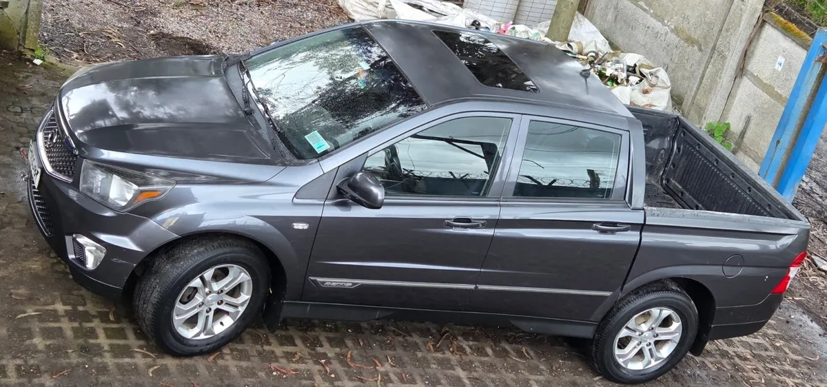 SSANGYONG ACTYON SPORTS 2.0 2ab Abs Ll Te At Diesel año 2014