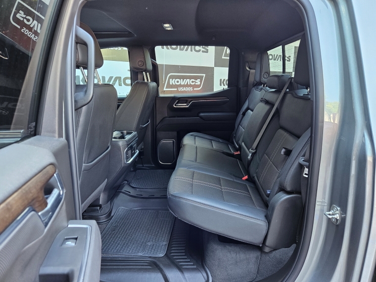 Chevrolet Silverado 3.0 Td High Country At 4x4 año 2026