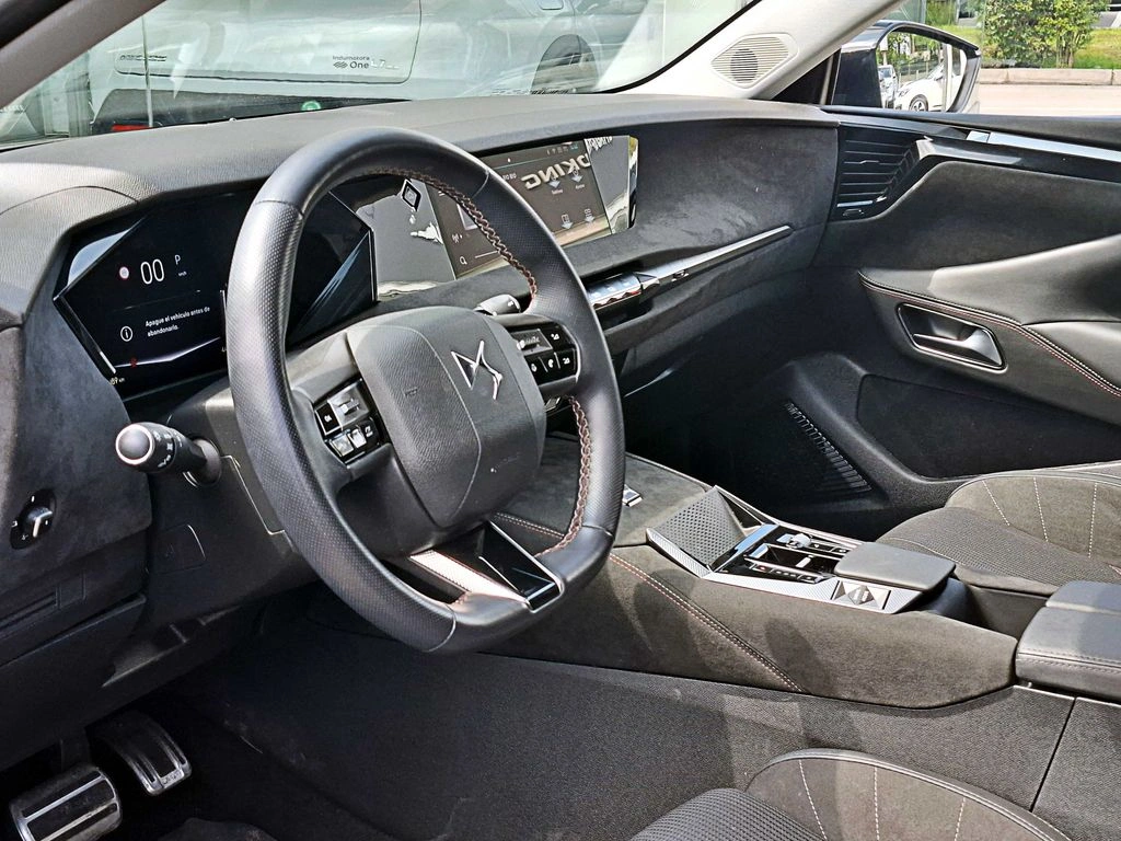 DS Automobiles 4 1.5 Bluehdi 5p año 2025