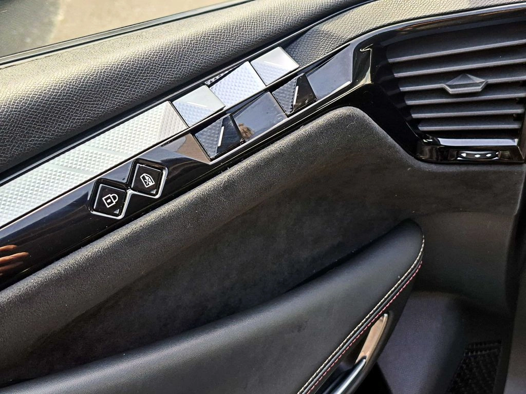 DS Automobiles 4 1.5 Bluehdi 5p año 2025