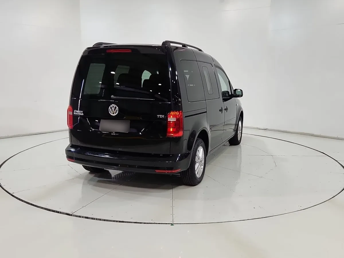 VOLKSWAGEN CADDY  año 2017