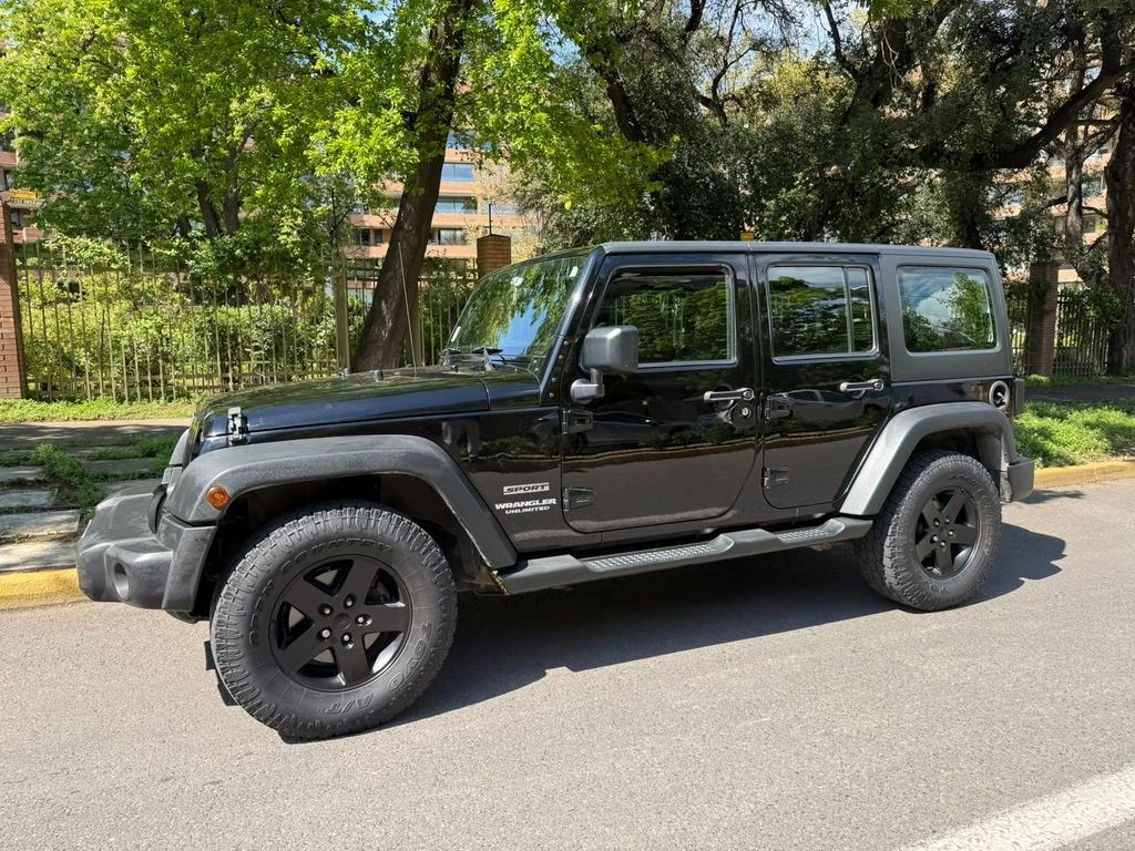 Jeep Wrangler 3.6 Sport Unlimited 4x4 At año 2014