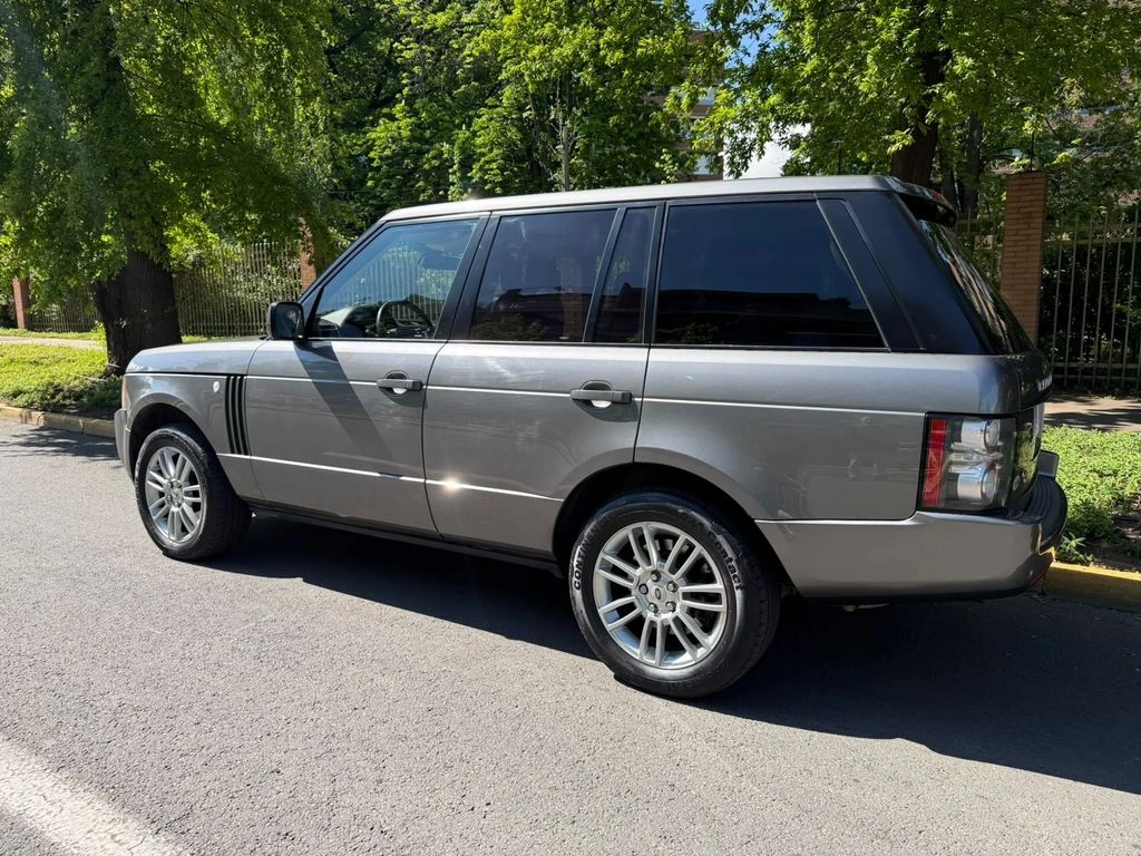 Land Rover Range Rover Tdv8 Vogue año 2011