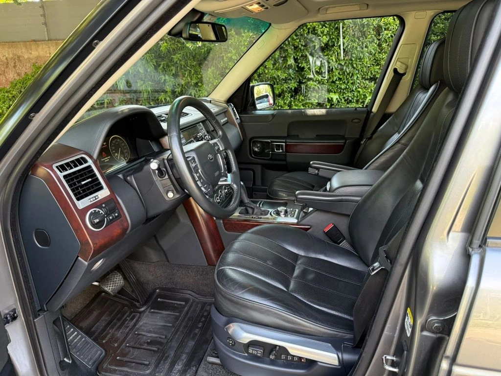 Land Rover Range Rover Tdv8 Vogue año 2011