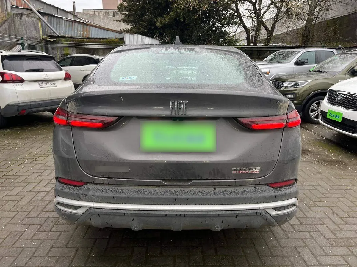 Fiat Fastback 1.0 Impetus 4x2 Cvt At 5p año 2024