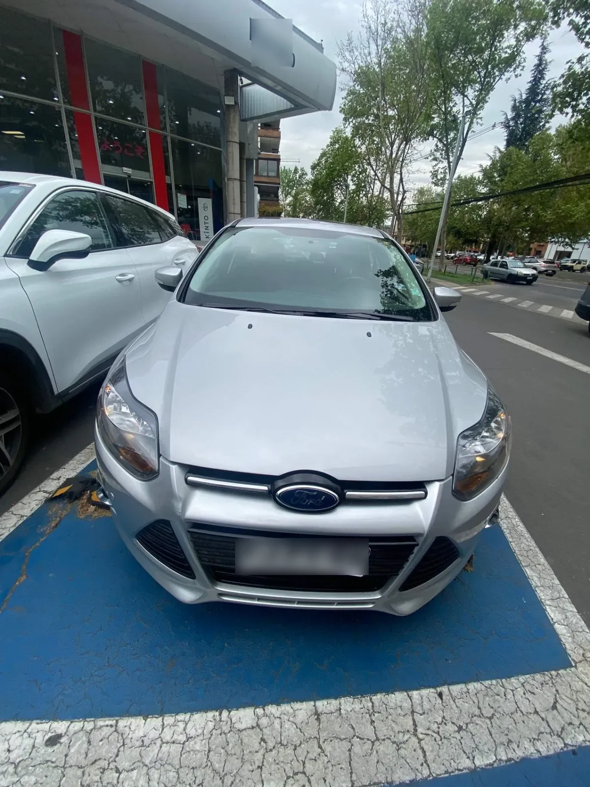 Ford Focus 2.0 Titanium 4x2 At 5p año 2013