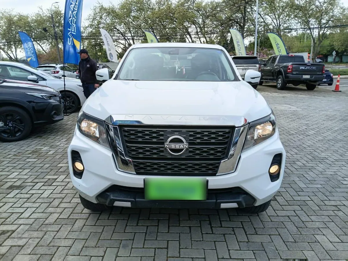 Nissan Navara 2.3d Xe Diesel 4x4 Dob.cab. Mt 4p año 2024