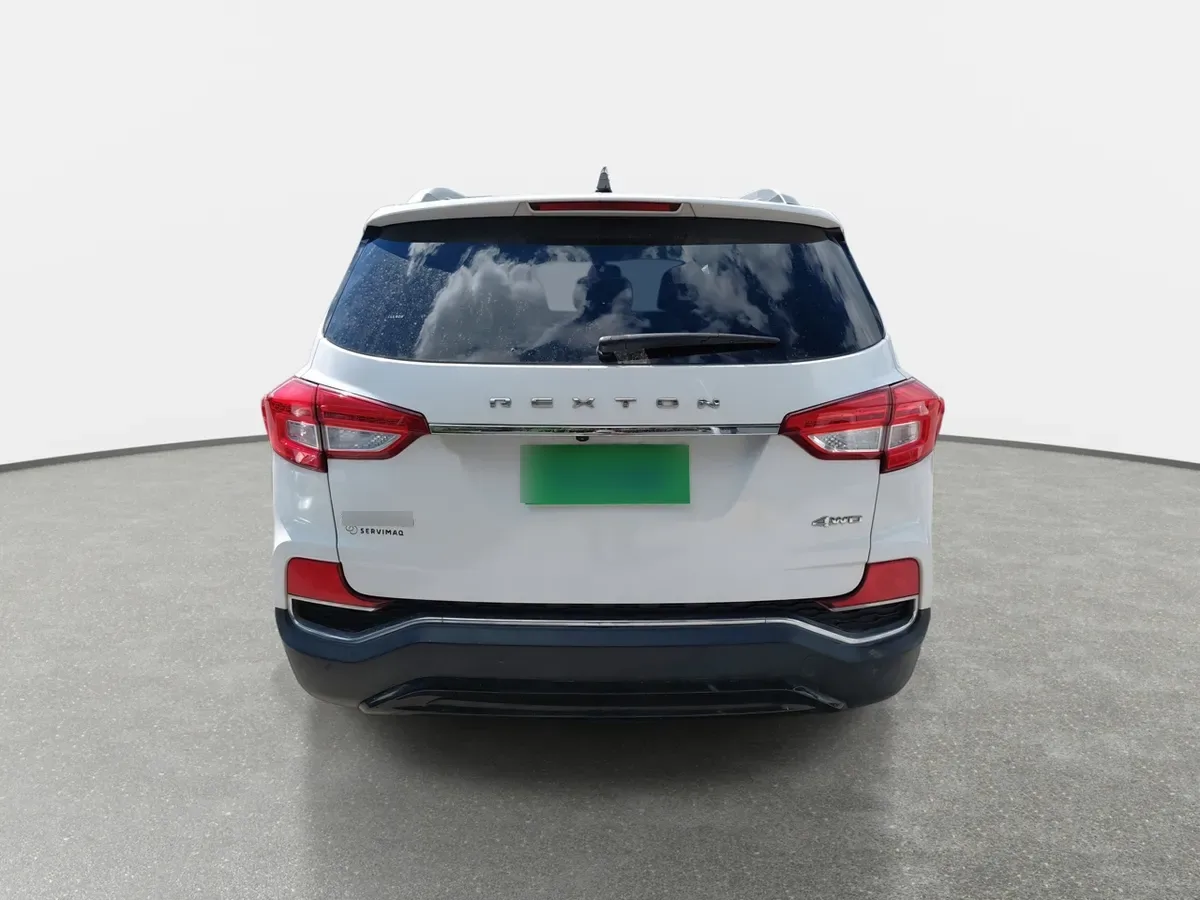 Ssangyong Rexton 2.2 Diesel 4x4 Yrx311 Mt 5p año 2019