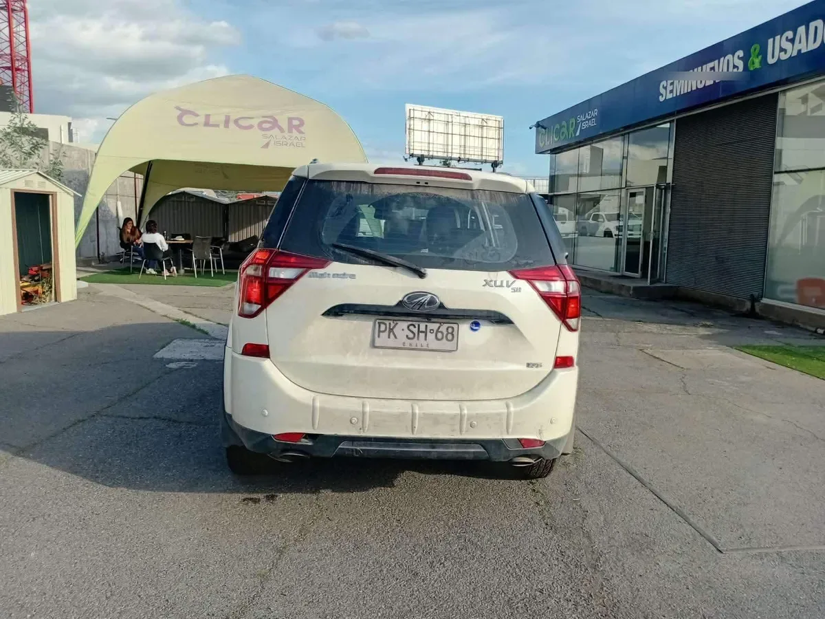 Mahindra Xuv500 2.2 W6 4x2 Mt 5p año 2020