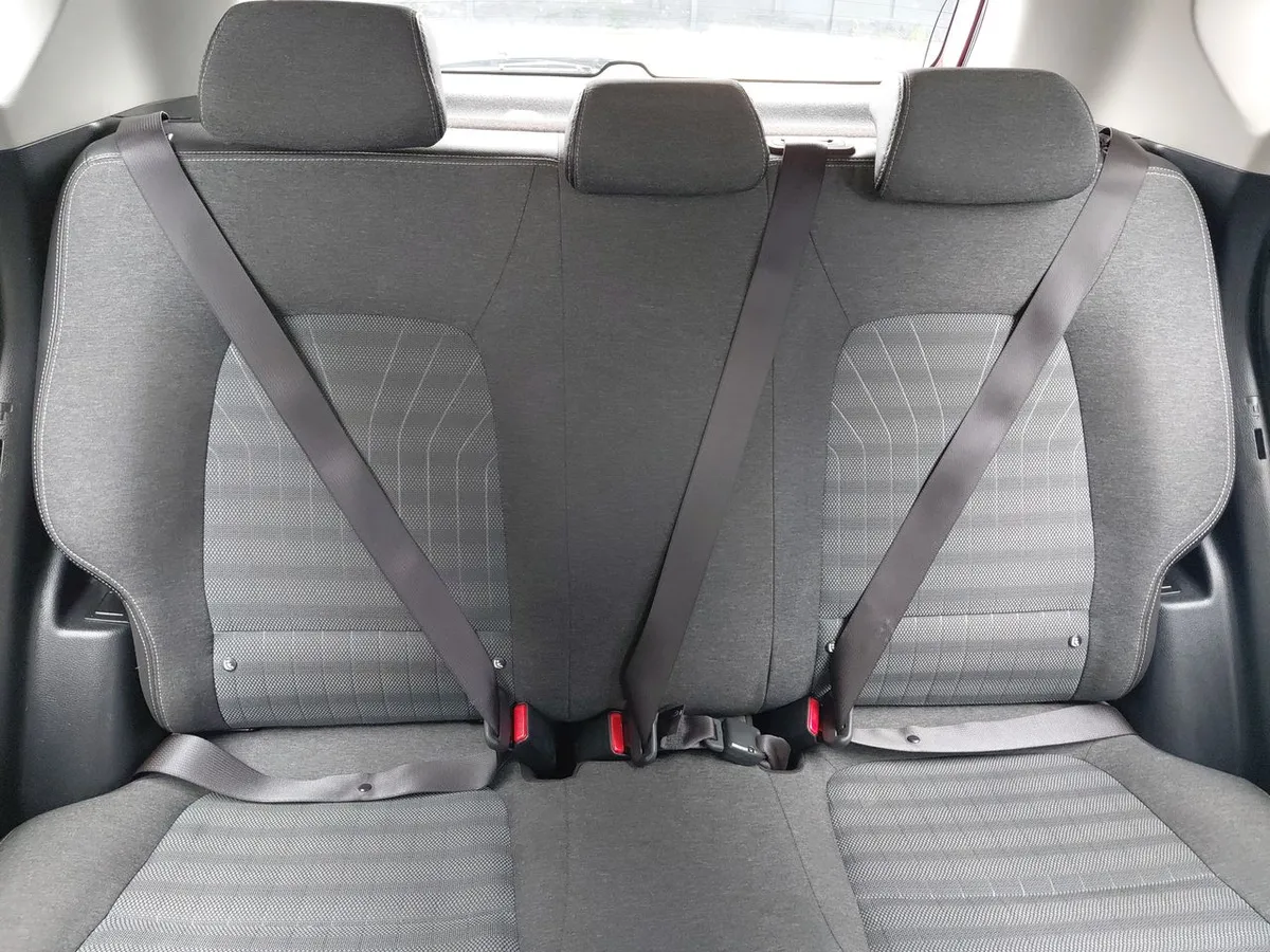 Kia Sonet 1.5 Ex Ivt Full 4x2 At 5p año 2022
