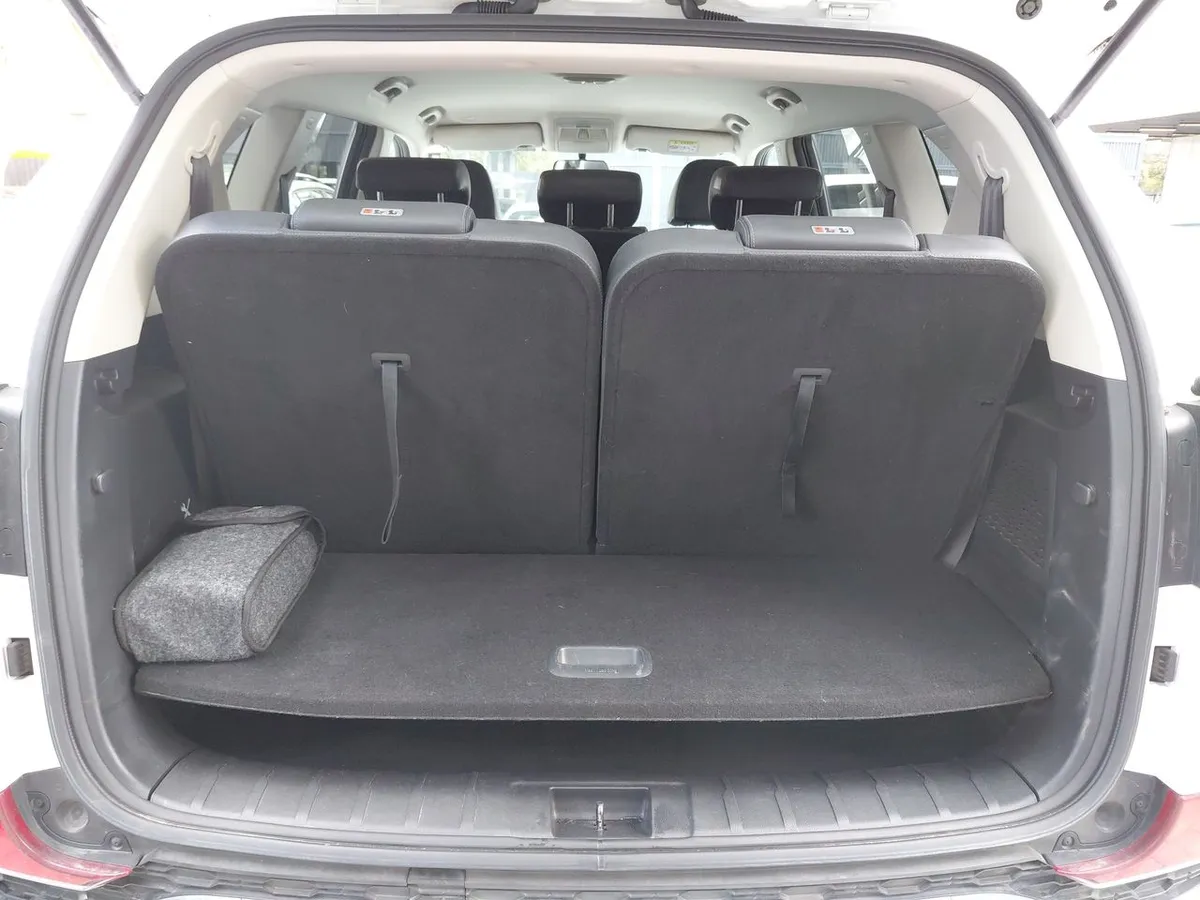 Ssangyong Rexton 2.2 Diesel 4x4 Yrx311 Mt 5p año 2019