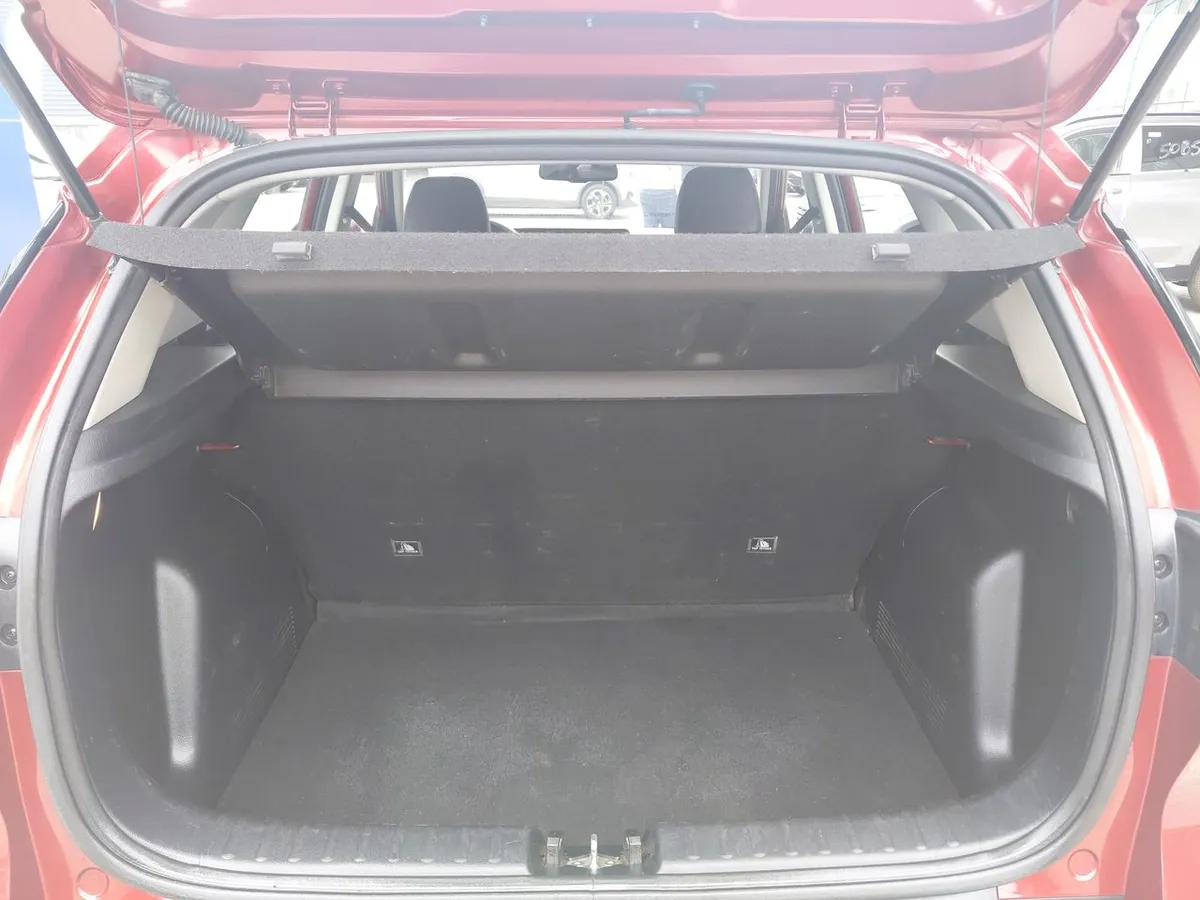 Kia Sonet 1.5 Ex Ivt Full 4x2 At 5p año 2022