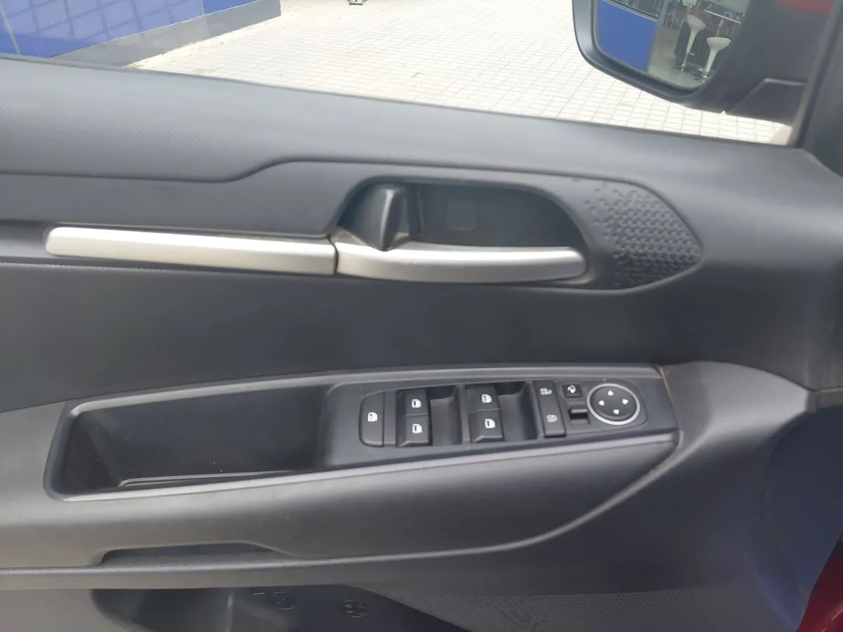 Kia Sonet 1.5 Ex Ivt Full 4x2 At 5p año 2022