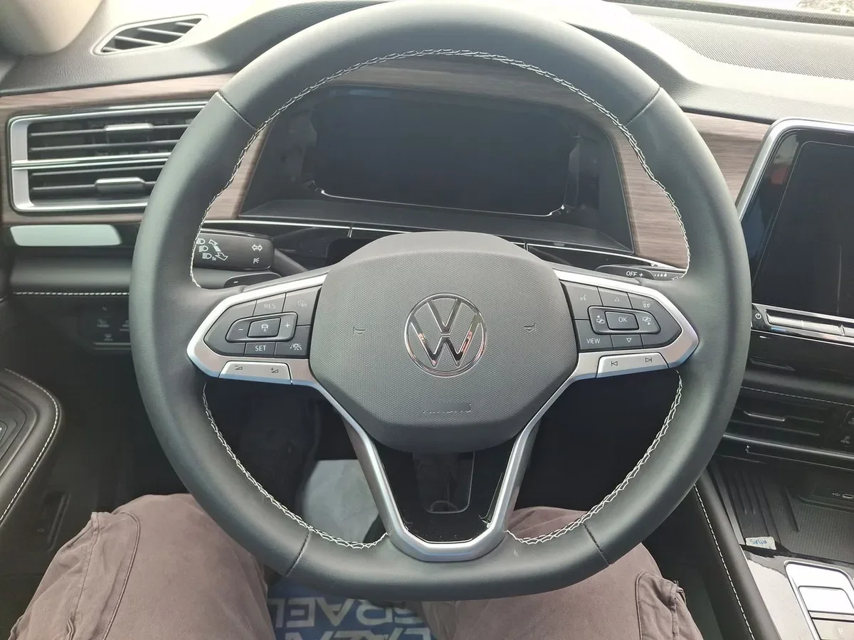 Volkswagen Atlas 2.0 Tsi Limited 4motion 4x4 At 5p año 2026