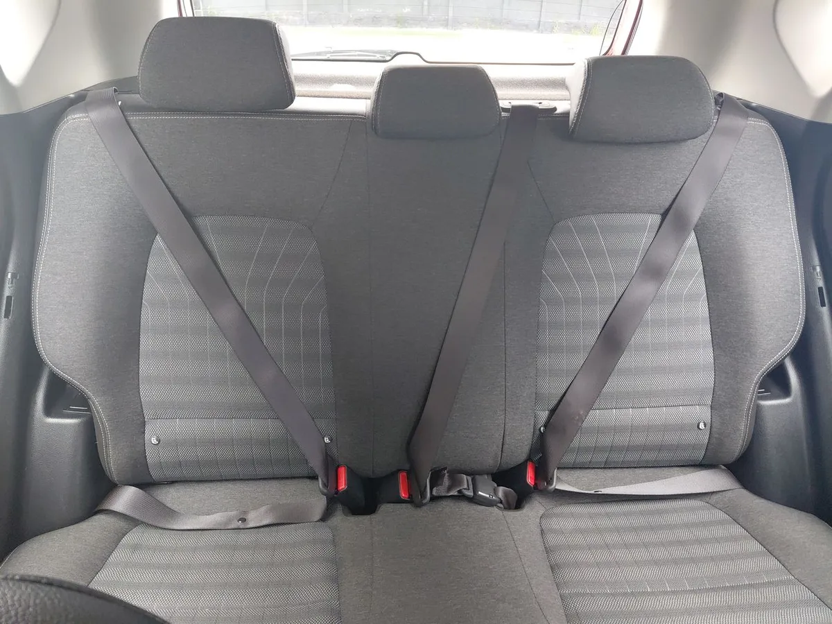 Kia Sonet 1.5 Ex Ivt Full 4x2 At 5p año 2022