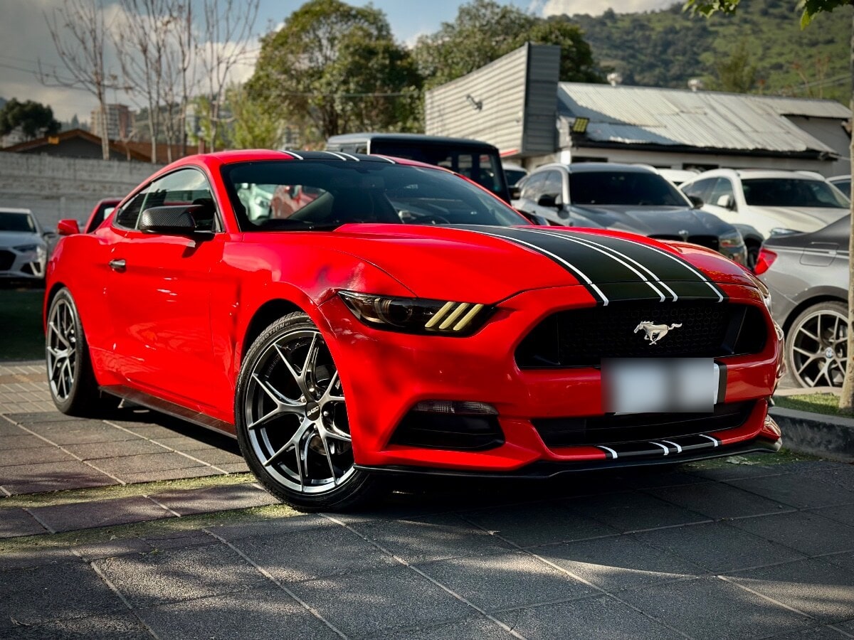 Ford Mustang 3.7 V6 año 2015