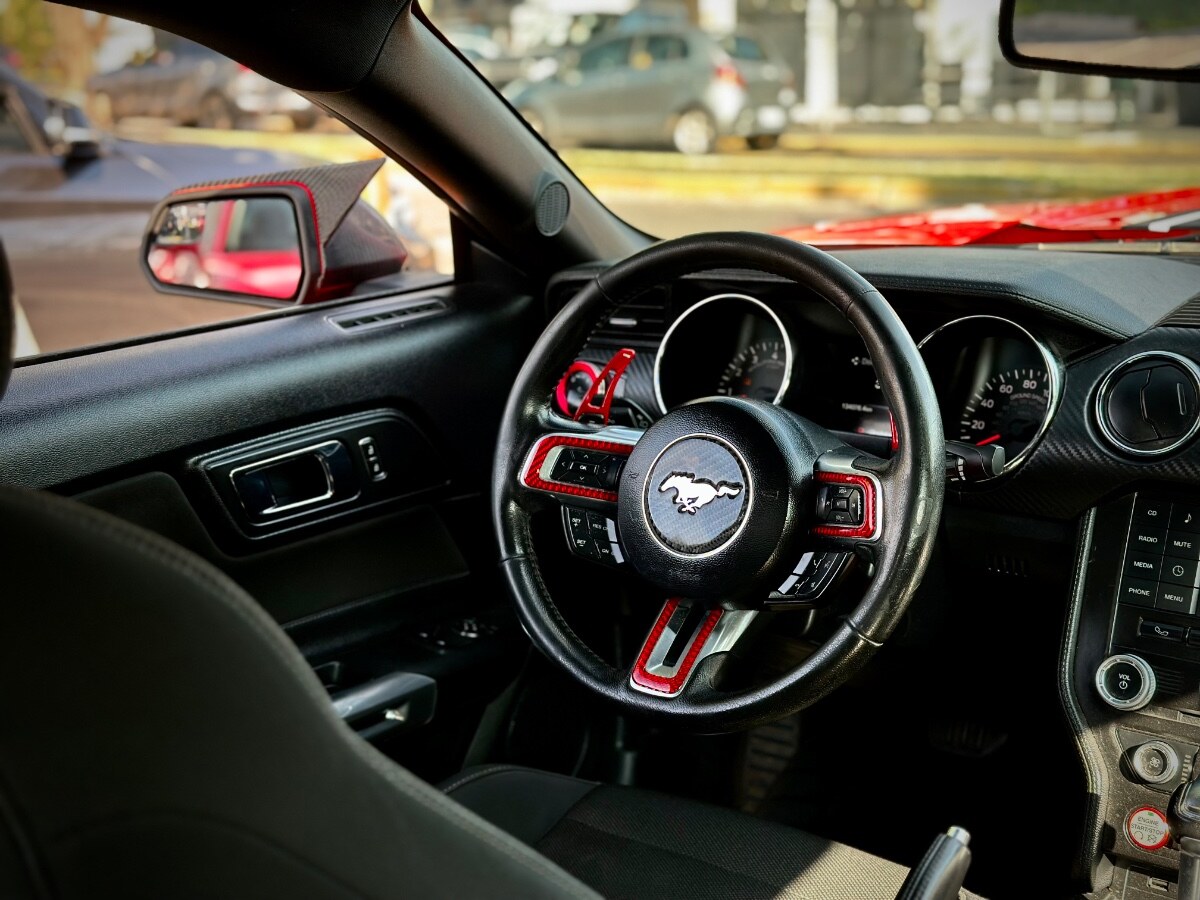 Ford Mustang 3.7 V6 año 2015