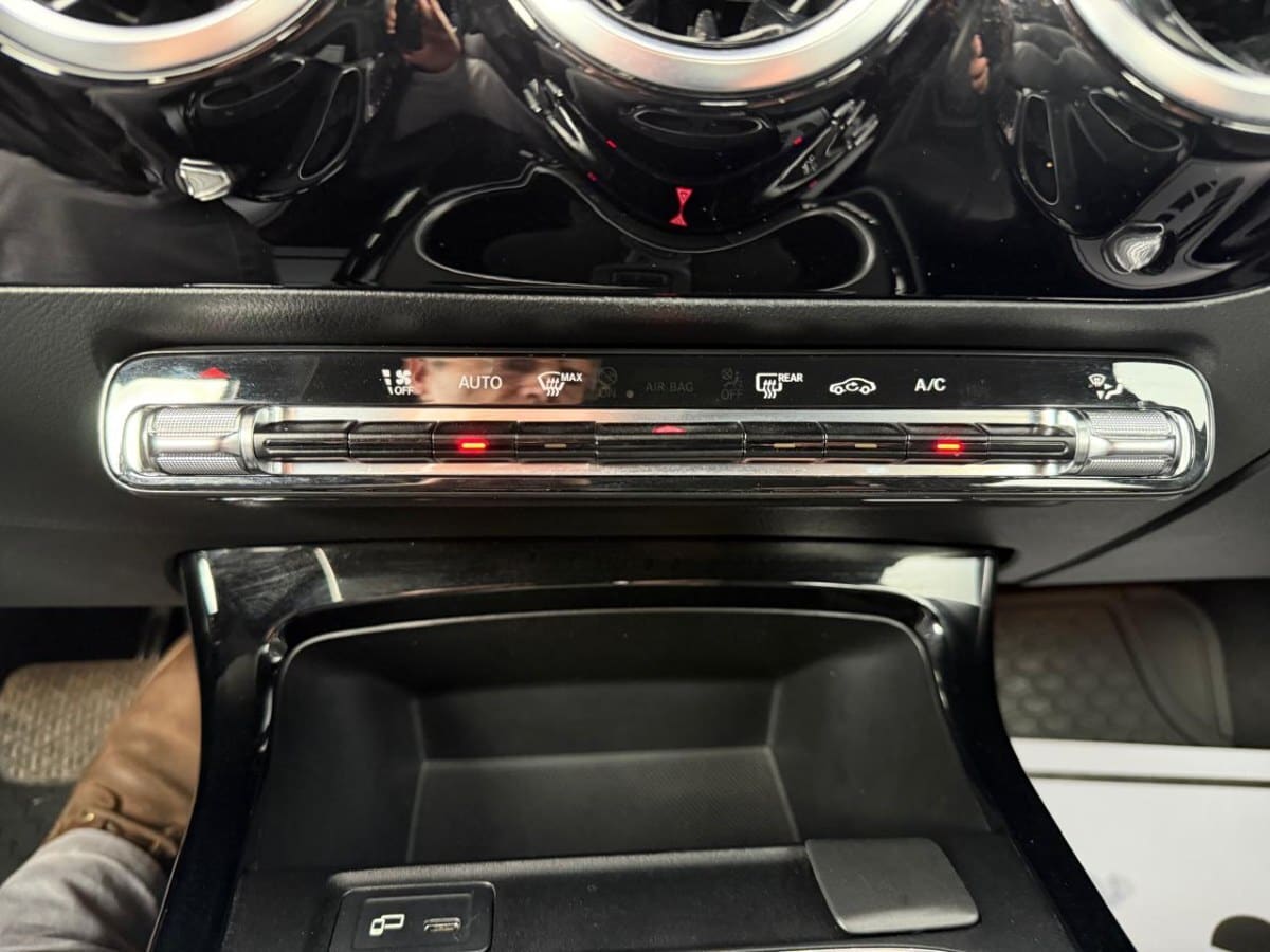 Mercedes-Benz A200 A200 Hb At 1.3 Turbo año 2020