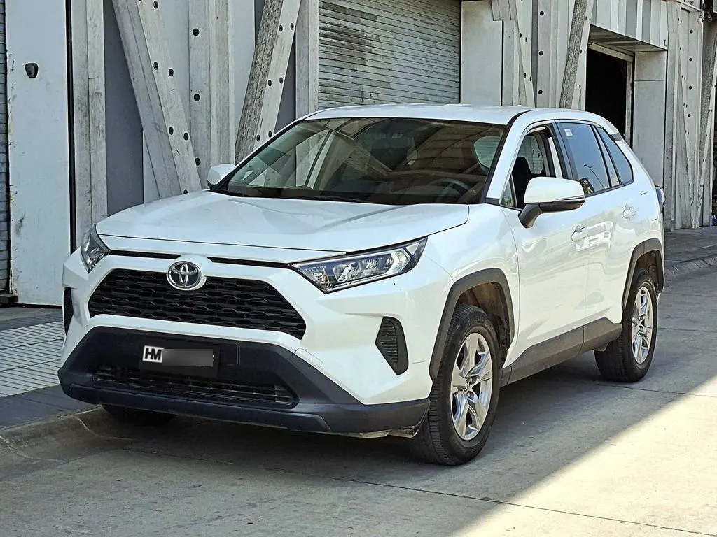Toyota Rav4 Le año 2023