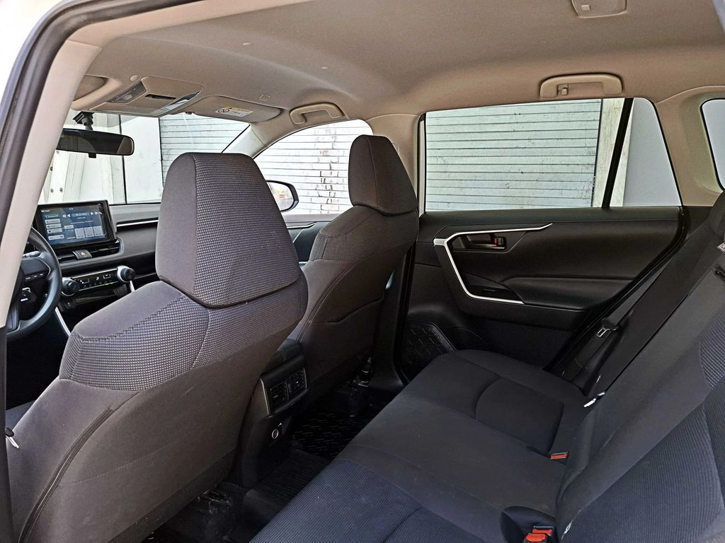 Toyota Rav4 Le año 2023