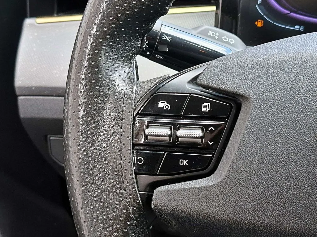 Kia K3 1.6 Ex 4x2 Mt 4p año 2024