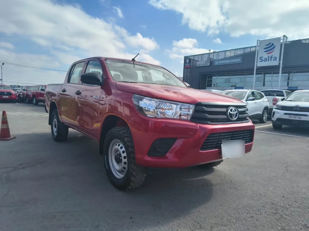 Toyota Hilux Dc 4x4 2.4 D Dx Mt año 2024