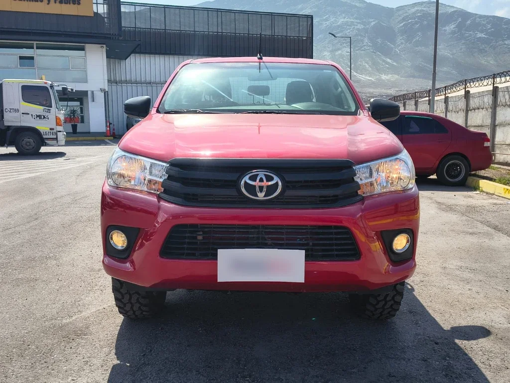 Toyota Hilux Dc 4x4 2.4 D Dx Mt año 2024