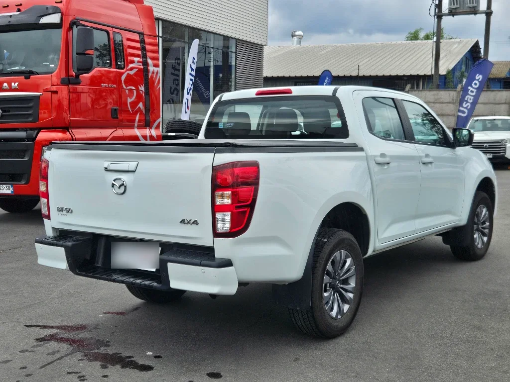 Mazda Bt-50 4wd 3.0 Aut año 2024