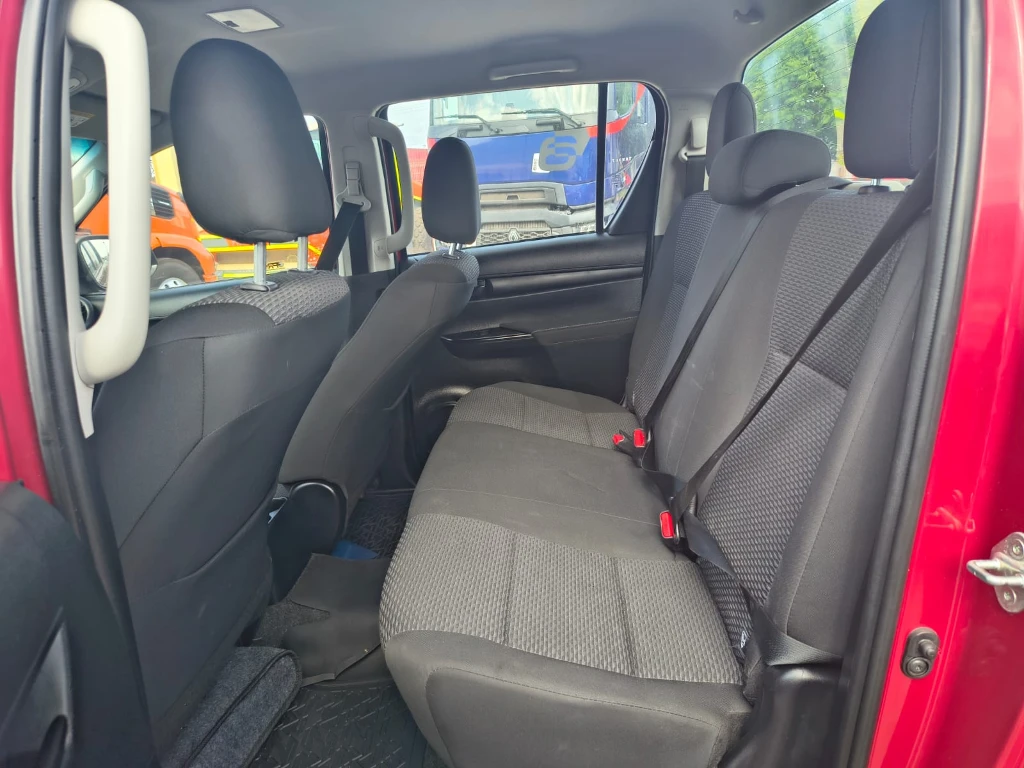 Toyota Hilux Dc 4x4 2.4 D Dx Mt año 2024