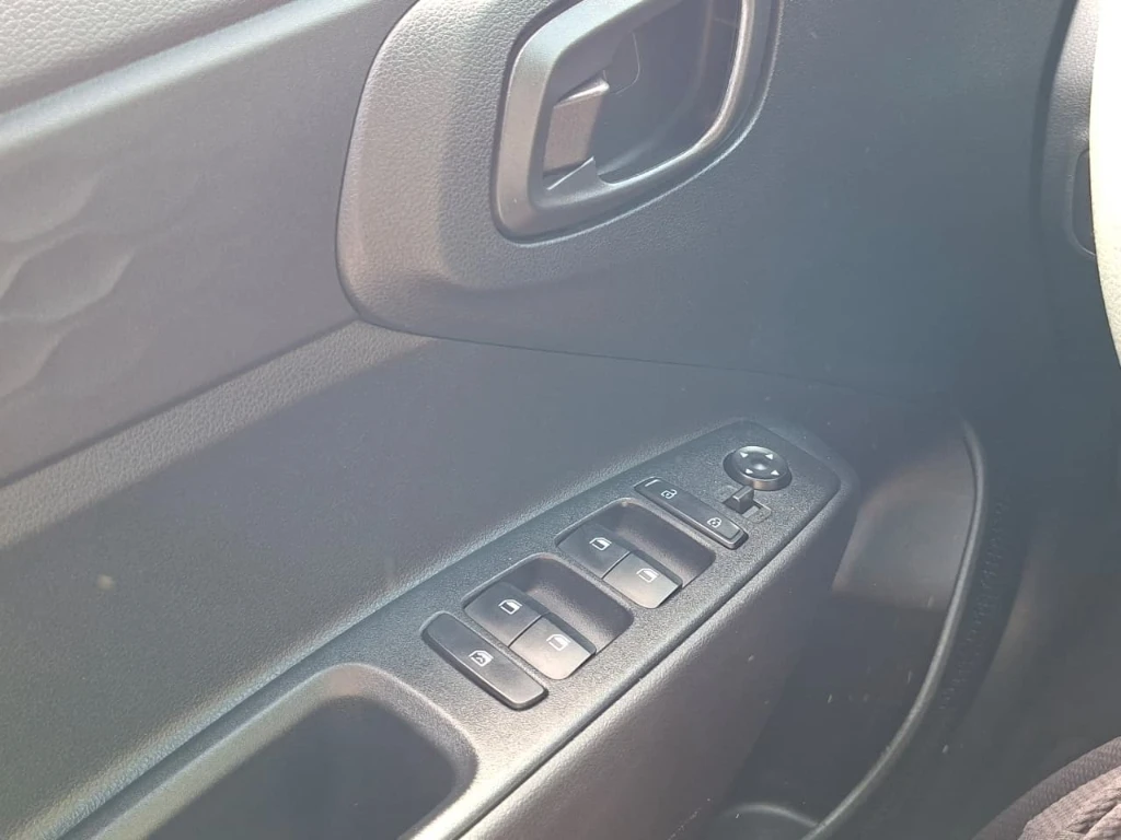 Hyundai Grand I10 Ai3 Hb 1.2 Mt Plus año 2025